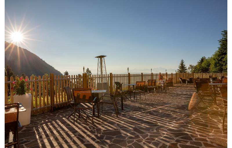 לה קונטמין מונז'ואה Chalet-Hotel La Chemenaz מראה חיצוני תמונה